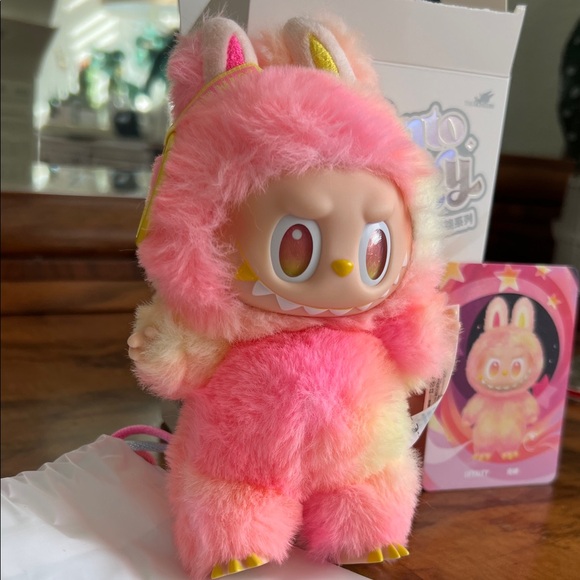 Authentic Pop Mart Big Into Energy Labubu- Loyalty New Unboxed - Picture 3 of 10